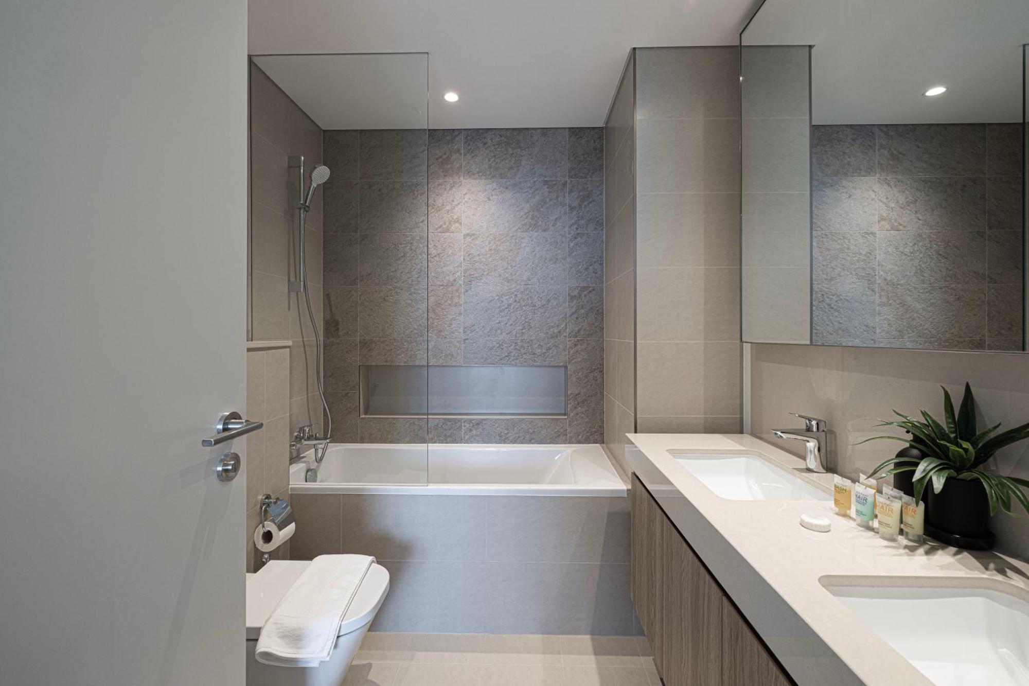 Full Burj Khalifa And Fountain View In Modern Furniture - Emaar Apartment