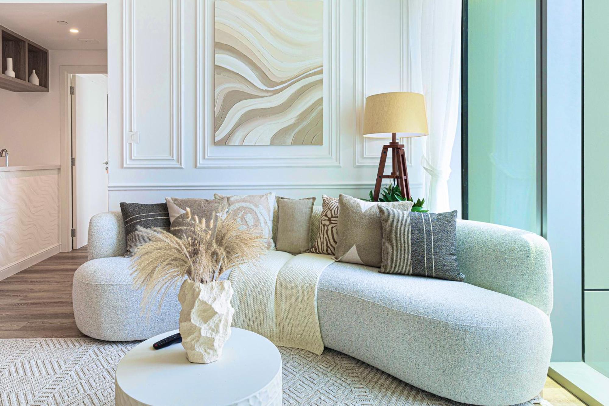 Apartment Full Burj Khalifa And Fountain View In Modern Furniture - Emaar *