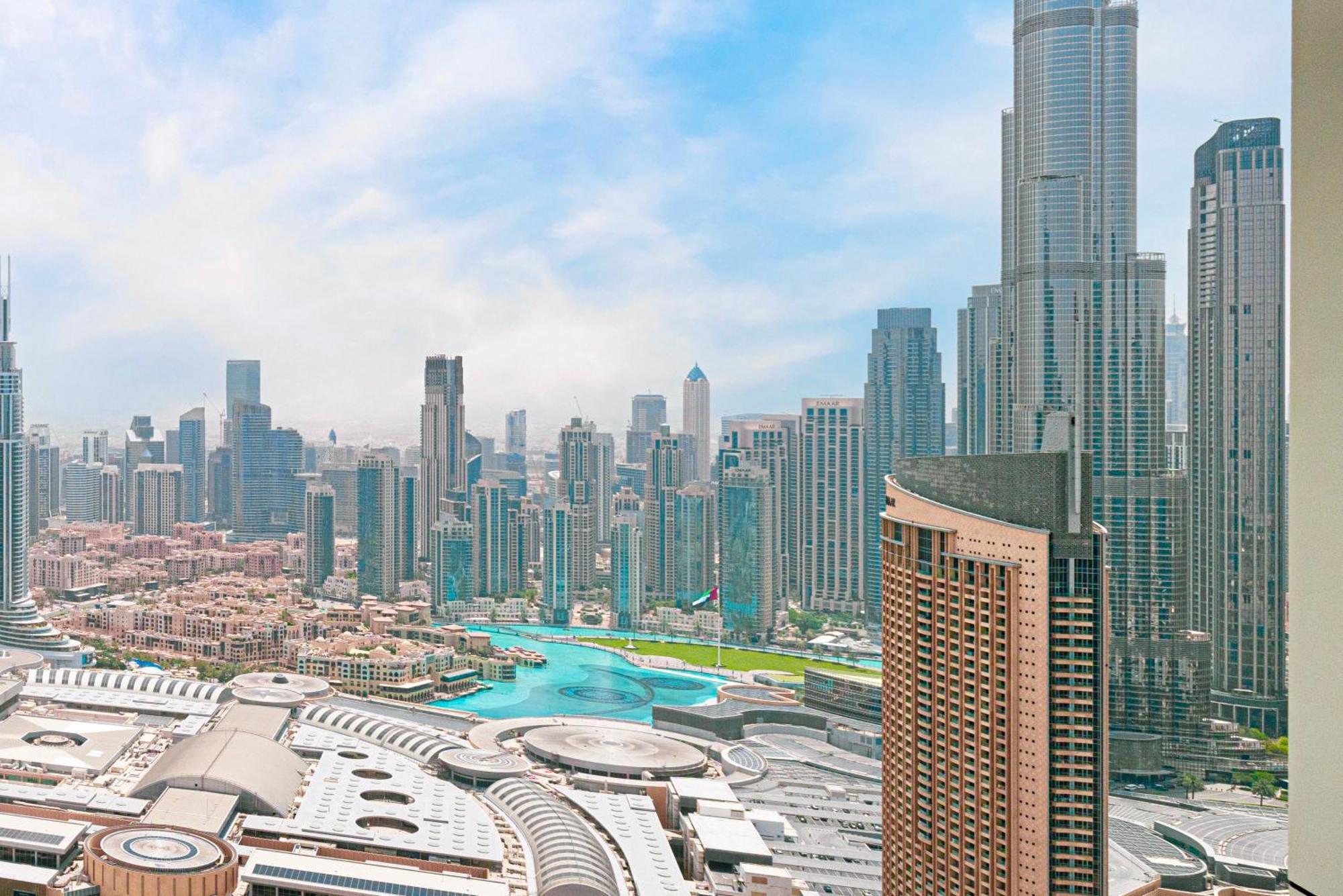 Apartment Full Burj Khalifa And Fountain View In Modern Furniture - Emaar Dubai