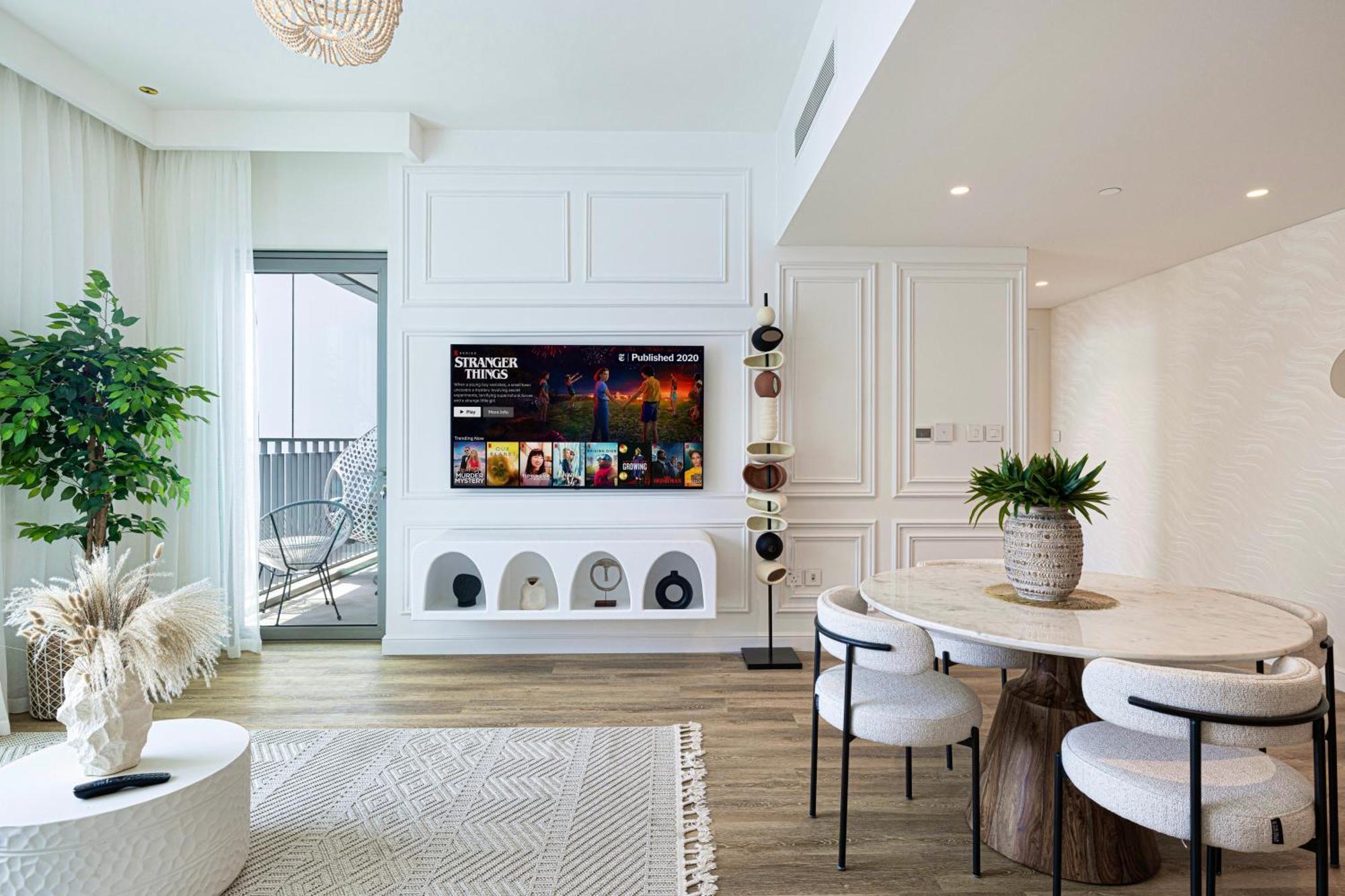 Full Burj Khalifa And Fountain View In Modern Furniture - Emaar Apartment